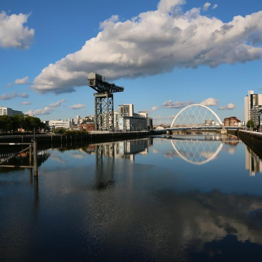 Modern And Refurbished Flat In Merchant City กลาสโกว์ ภายนอก รูปภาพ