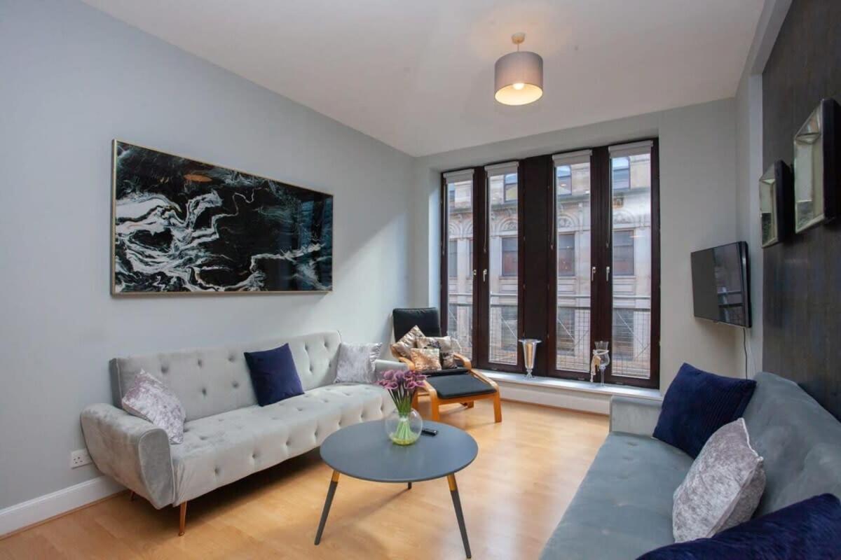 Modern And Refurbished Flat In Merchant City กลาสโกว์ ภายนอก รูปภาพ